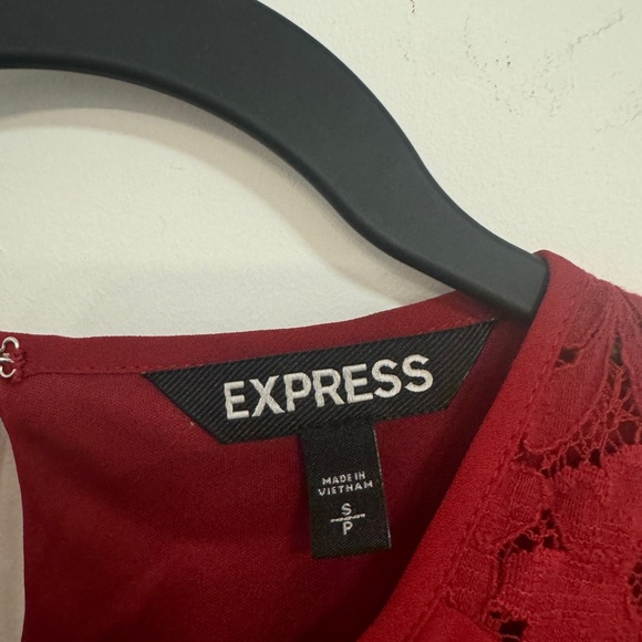 Express women’s red long sleeve dress - Picture 2 of 3